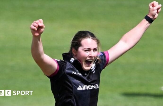 One-Day Cup: The Blaze qualify as Lancashire, Somerset & Surrey also win