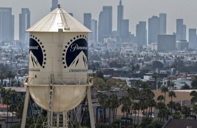 Paramount and State A.G. to Meet Monday to Discuss Settlement of Antitrust Case