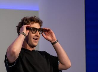People are going to extreme lengths to stop themselves from being filmed through Meta’s ‘pervert glasses’ | Fortune