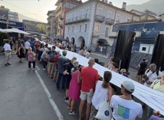 Protest at the Locarno Film Festival Remembers 60,000 Names of the Dead of Gaza