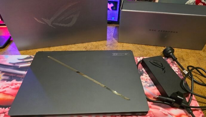 REVIEW: ASUS ROG Zephyrus Duo (2026) doubles down on portable productivity with two 3K OLED screens
