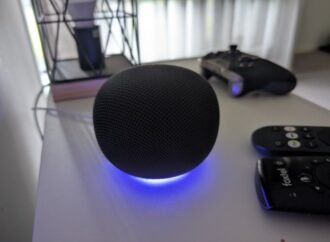 REVIEW: Google Home Speaker. Yell across the room at their smarter AI models