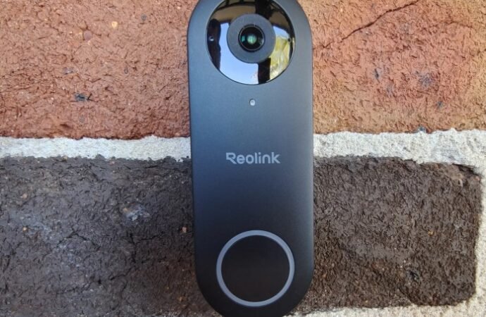 Reolink Smart 2K+ Wi-Fi Video Doorbell With Chime. No Need To Ever Recharge