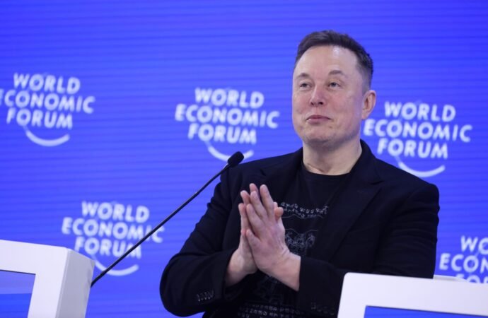SpaceX revenue surges 92% to $7.8 billion, blowing past Wall Street expectations by nearly $1 billion | Fortune