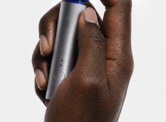 Stop Touching Your Keyboard. Use This AI-Powered Microphone Instead