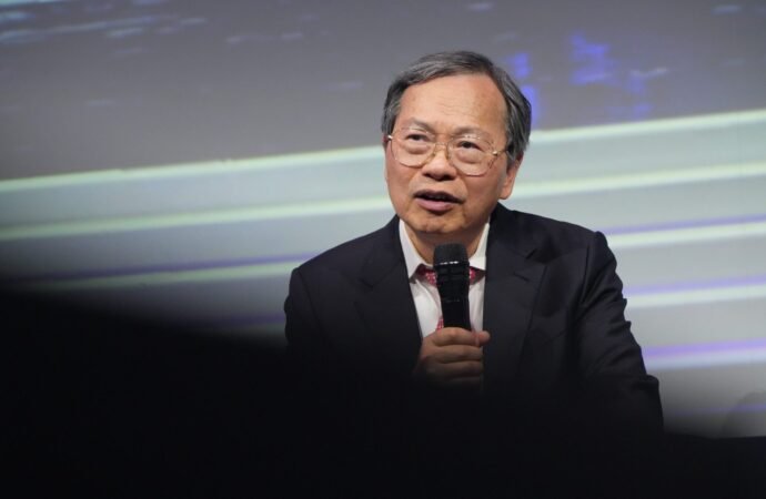 Supermicro investigation clears CEO in $2.5 billion alleged smuggling scheme | Fortune