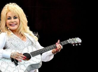 Tennessee governor plans to name Nashville airport after Dolly Parton