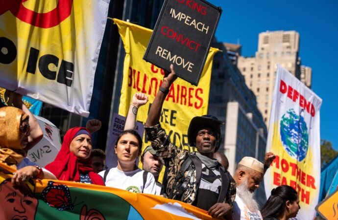 The Earth is sizzling, but climate isn’t a hot topic for Democrats in this year’s campaigns