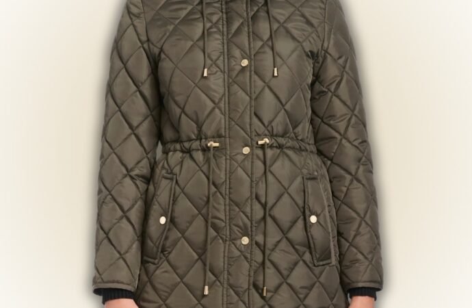 The “Rich Mom” Jackets Everyone Will Wear This Fall Are On Sale at Nordstrom