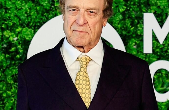 The Secrets Behind John Goodman’s 200-Pound Weight Loss