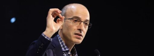 The author of ‘Sapiens’ says ‘now is the time’ to resist giving AI rights