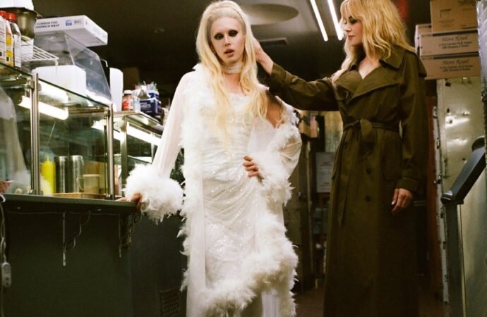 Troye Sivan Brings Nicole Kidman to the Club for ‘She’s the Best’ Music Video