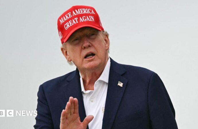 Trump threatens to bomb Oman if it ‘gets in the way’ over Iran issue