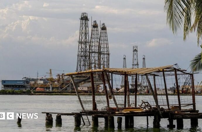 US and Venezuela reach ‘historic’ oil deal, Trump says