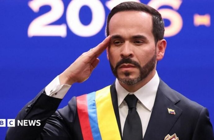 US pledges $1bn support to Colombia as Trump-backed president sworn in