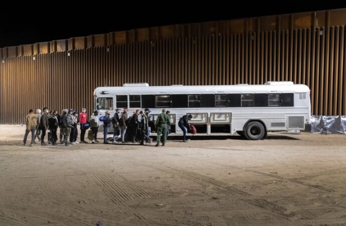 Undocumented migration does not raise crime rates, huge study finds