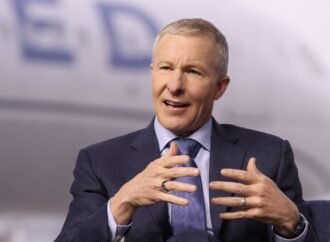 United CEO Scott Kirby tells Gen Z interns to ditch excuses—it’s a mantra he learned in Air Force training: ‘Figure out how to overcome it’ | Fortune