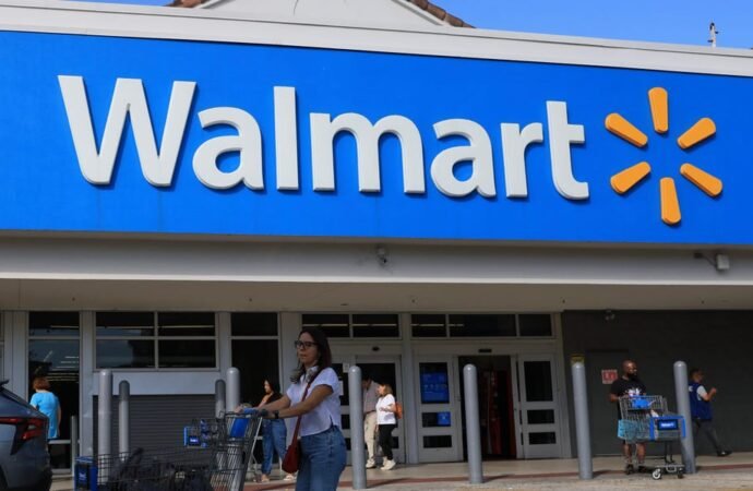 Walmart just flashed a warning sign about the US consumer