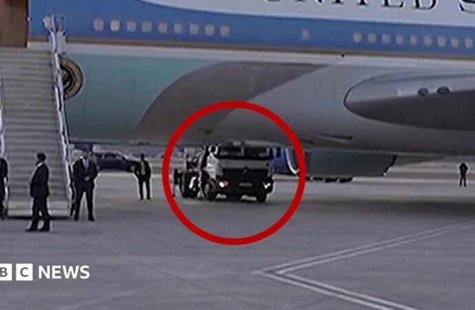 Was Trump smuggled out of Air Force One in a catering truck?
