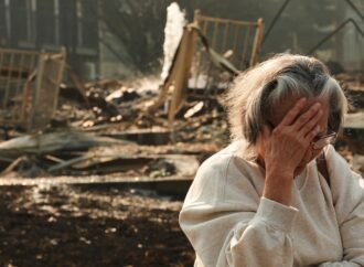 Washington state fires destroy hundreds of buildings and force Spokane-area residents to evacuate
