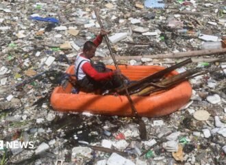 Watch: Manila river surface covered in tide of rubbish