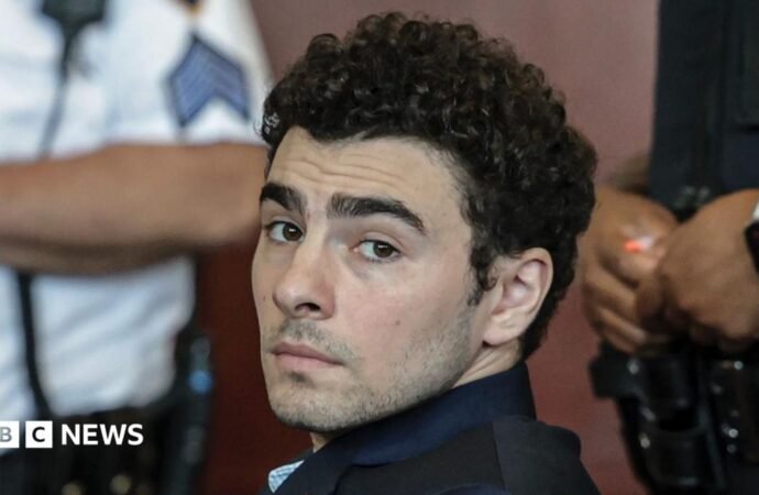 What happens if Luigi Mangione pleads guilty in federal court?