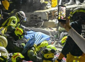 Woman pulled alive from rubble 36 hours after Colombia quake
