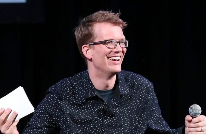 YouTube star Hank Green sets new AI policy for himself — and urges other content creators to do the same