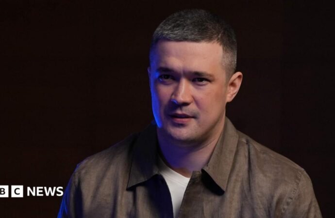 Zelensky has ‘questions to answer’ on corruption, Mykhailo Fedorov tells BBC