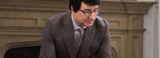 ‘Days of Our Lives’ EP on Bringing John Oliver’s Dream Soap Opera Role to Life: ‘He Wanted to Be Slapped’