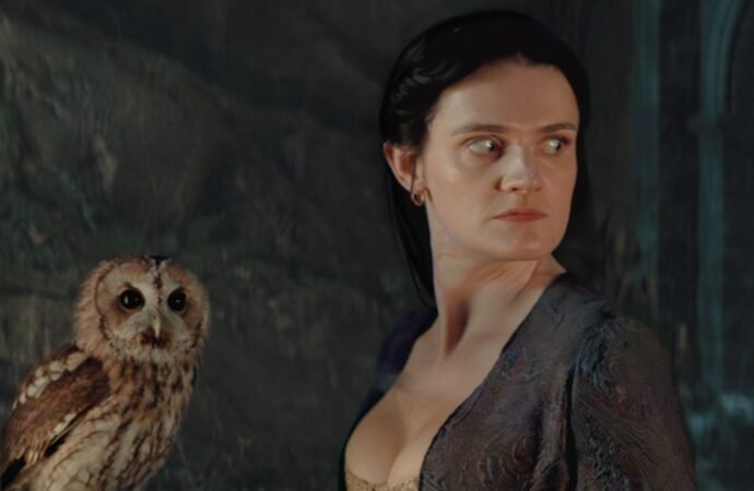 ‘House of the Dragon’: Gayle Rankin on That ‘F — ed Up’ Aemond-Alys-Alicent Scene, ‘Unbearable’ Family Dinner and Dragon Egg Plans