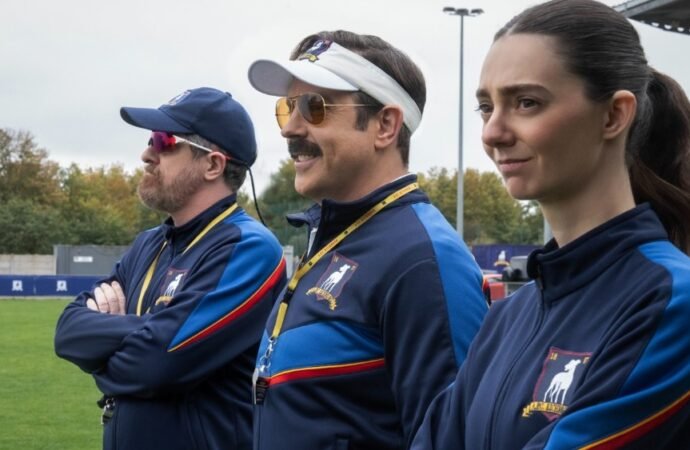 ‘Ted Lasso’ Actor Tanya Reynolds on Joining Season 4 as a ‘Tough’ and ‘Cold’ Women’s Soccer Coach