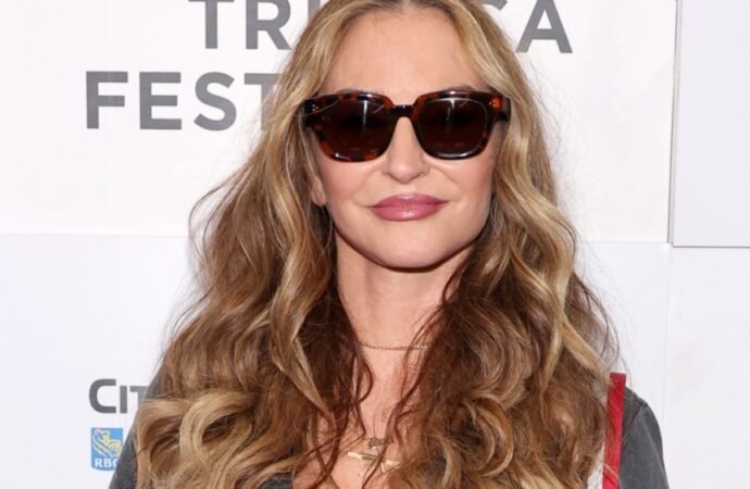 ‘The Sopranos’ Star Drea de Matteo Says Starting an OnlyFans Was a ‘Political Statement’: ‘F— You. I Don’t Have to Work’