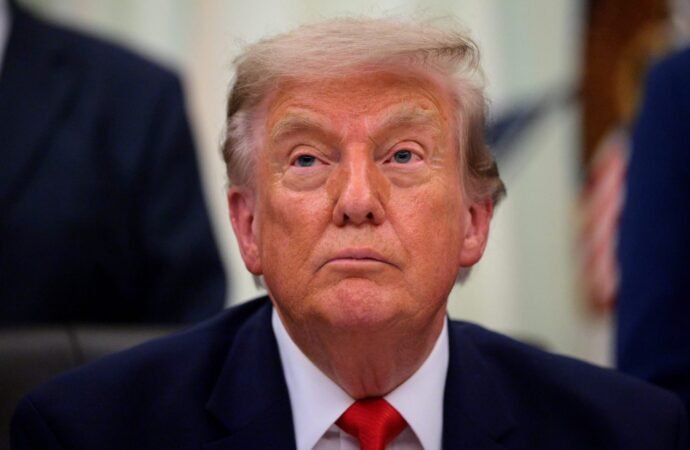 ‘This is insider trading by definition’: Trump sells $100,000 monthly subscription service to Wall Street to further monetize the presidency | Fortune