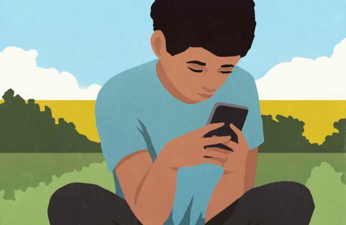 5 tips for parents worried about their kids’ screen time and online safety