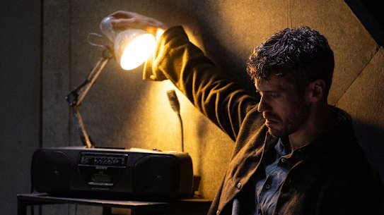 Luke Murphy stars as a suspect in the killing.