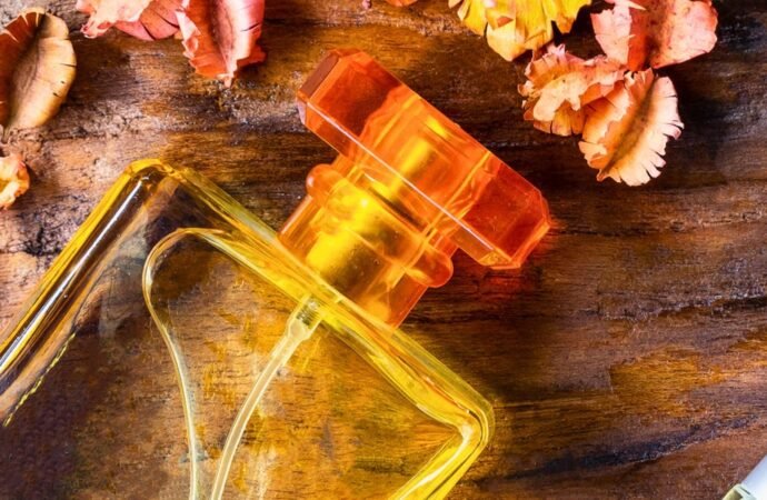 6 of the best scents to wear this fall, according to professional perfumers