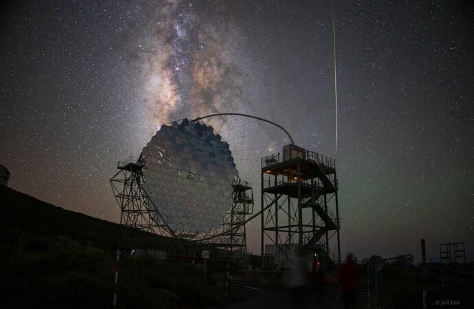 APOD: 2026 September 26 – Mirrored Meteor and Milky Way – NASA Science