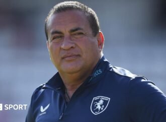 Adam Hollioake: Kent boss questioned if coaching was right for him