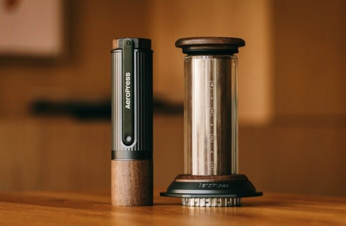 AeroPress Unveils a Coffee Press Made of Luscious Walnut Wood – CNET
