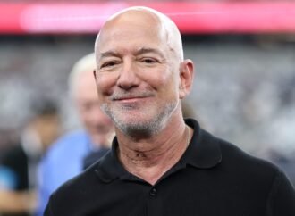 After 40 investors rejected Jeff Bezos’ Amazon pitch, his parents offered $245,573 of their retirement savings | Fortune