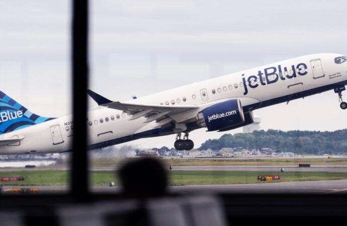 Airlines waive change fees as nor’easter hits Northeast