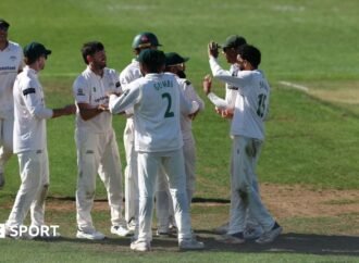 Alfonso Thomas: Points deduction ‘spurs’ Leicestershire on in relegation battle