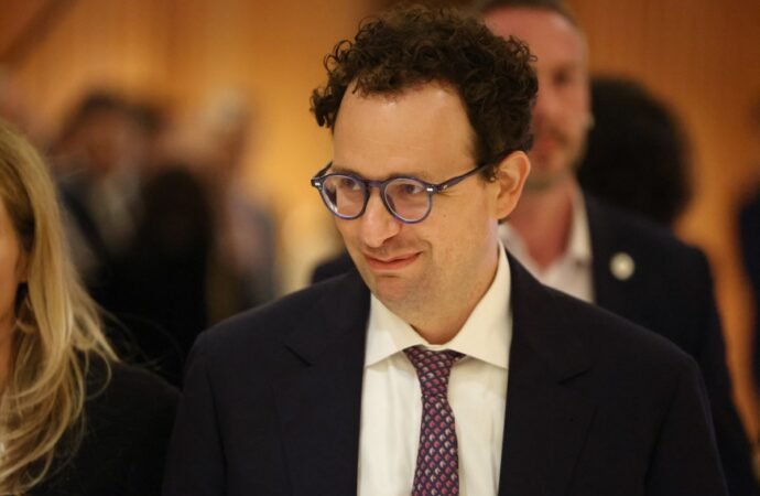 Anthropic’s CEO is about to have dinner with President Trump | TechCrunch