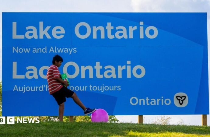 Apple Maps renames Lake Ontario as Lake America after Trump order