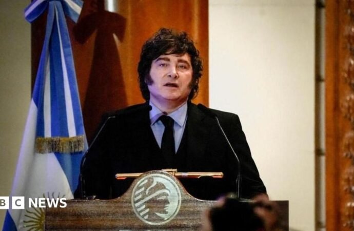 Argentina to file criminal case against oil company operating in Falklands