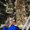 Artemis III Crew Visits NASA Kennedy’s Vehicle Assembly Building – NASA
