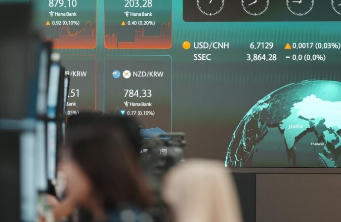 Asian stocks mostly higher ahead of Fed’s interest rate decision