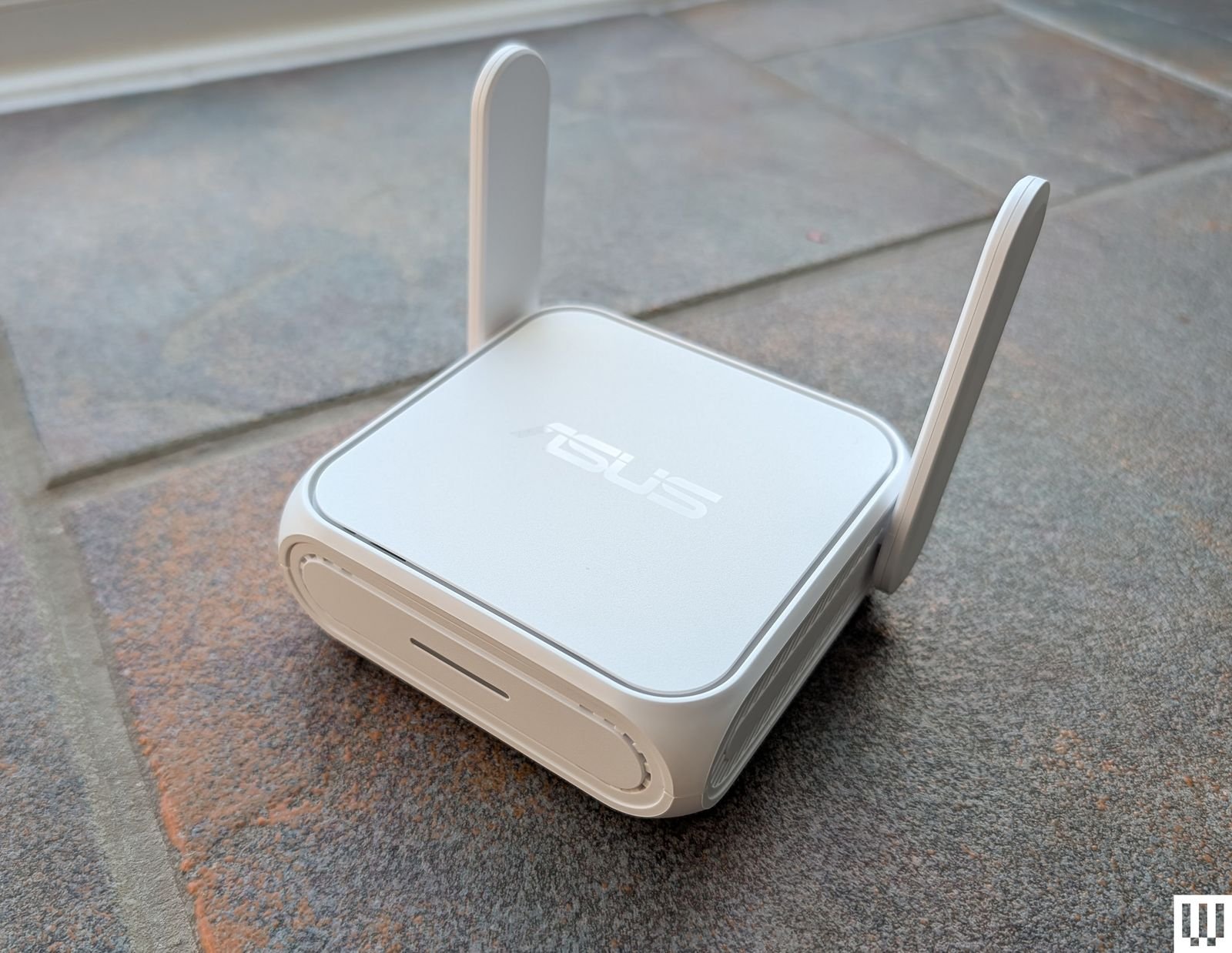 Image may contain Electronics Hardware Router and Modem