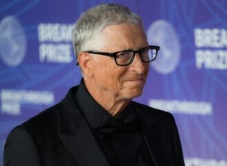 Bill Gates says the future of AI will happen in 2 phases and lead to ‘an era of abundance’